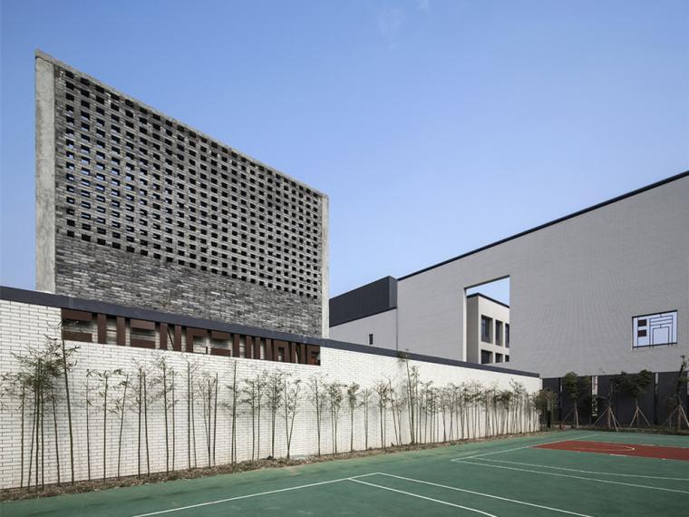 江北外国语学校